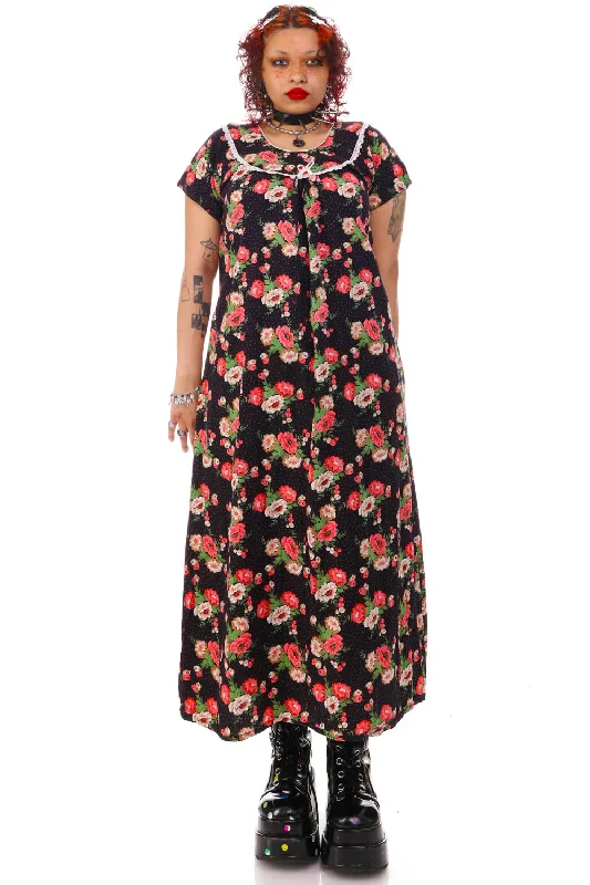 SOLD! Tiered unclassified dresses